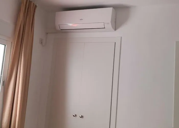 Cervantes Apartment *